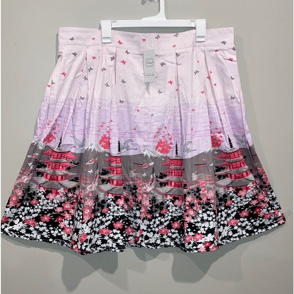 SUCREFAS Light Pink Floral Full Skirt Oriental Print Darted Knee Length NEW - Picture 11 of 11